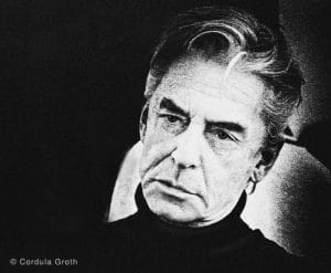 Headshot Portrait von Herbert von Karajan, 19XX